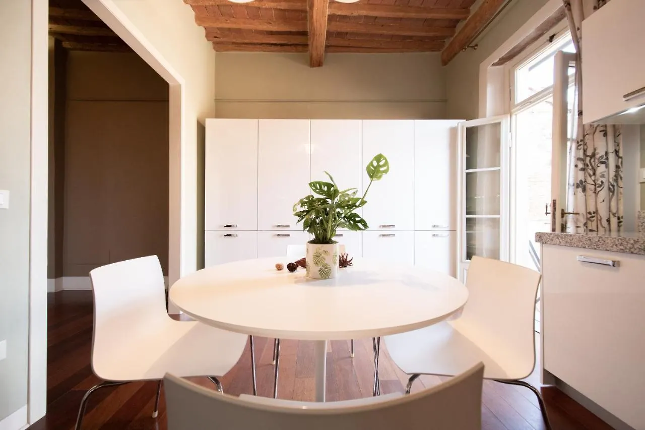 Casa Della Luce Luxury Daire Lucca