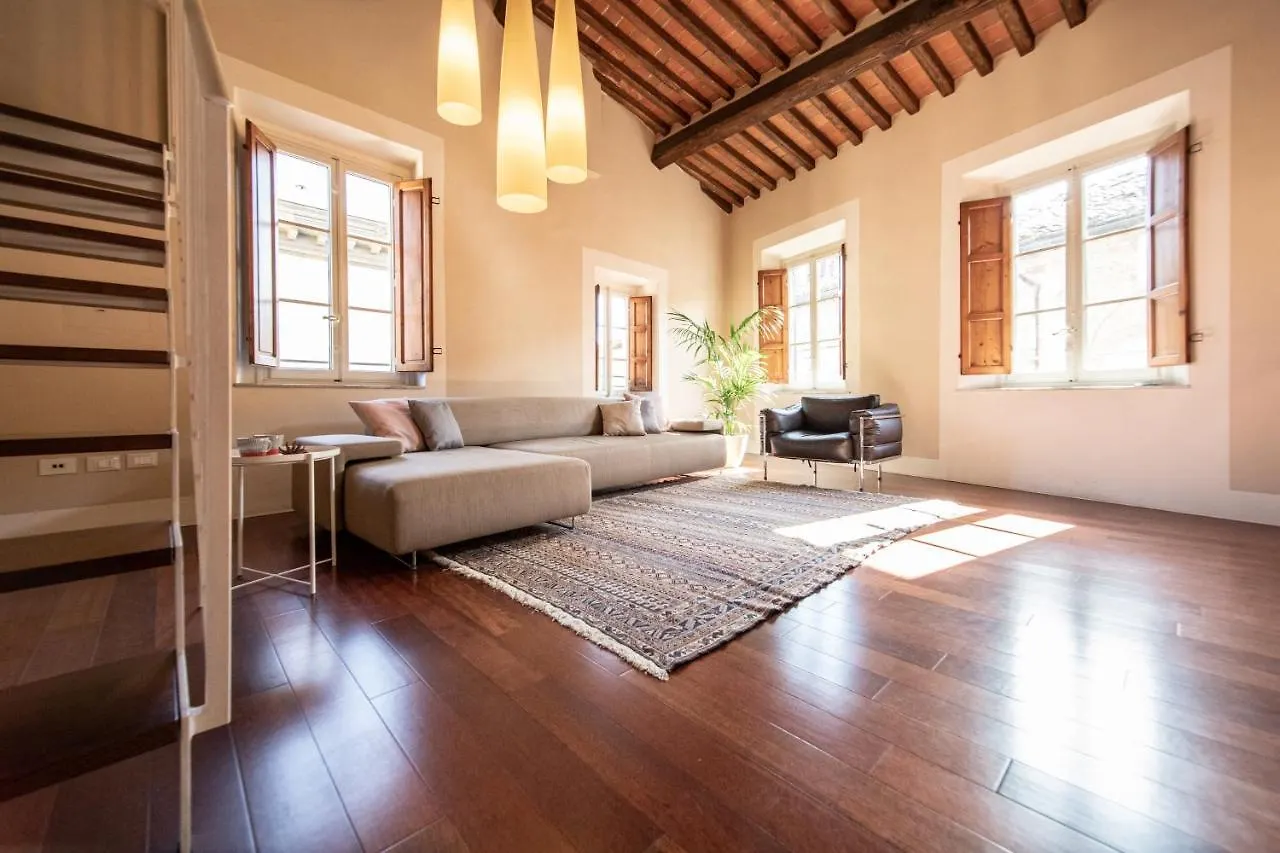 Casa Della Luce Luxury Apartment Lucca Italy